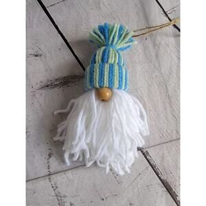 Handmade Hanging Yarn Pom Pom Christmas Gnomes Ornament Light Green And Blue New